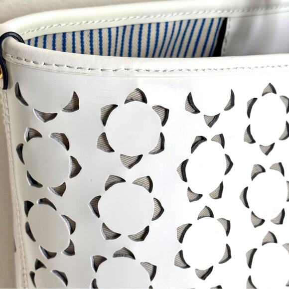 Draper James Peabody Perforated Tote Bag White Shopping Traveling Beach - Picture 4 of 10